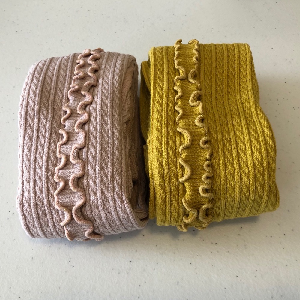 3/$30 Adorable Ruffled Baby Leggings - Picture 4 of 6